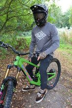 Load image into Gallery viewer, IMPACT LONG SLEEVE JERSEY