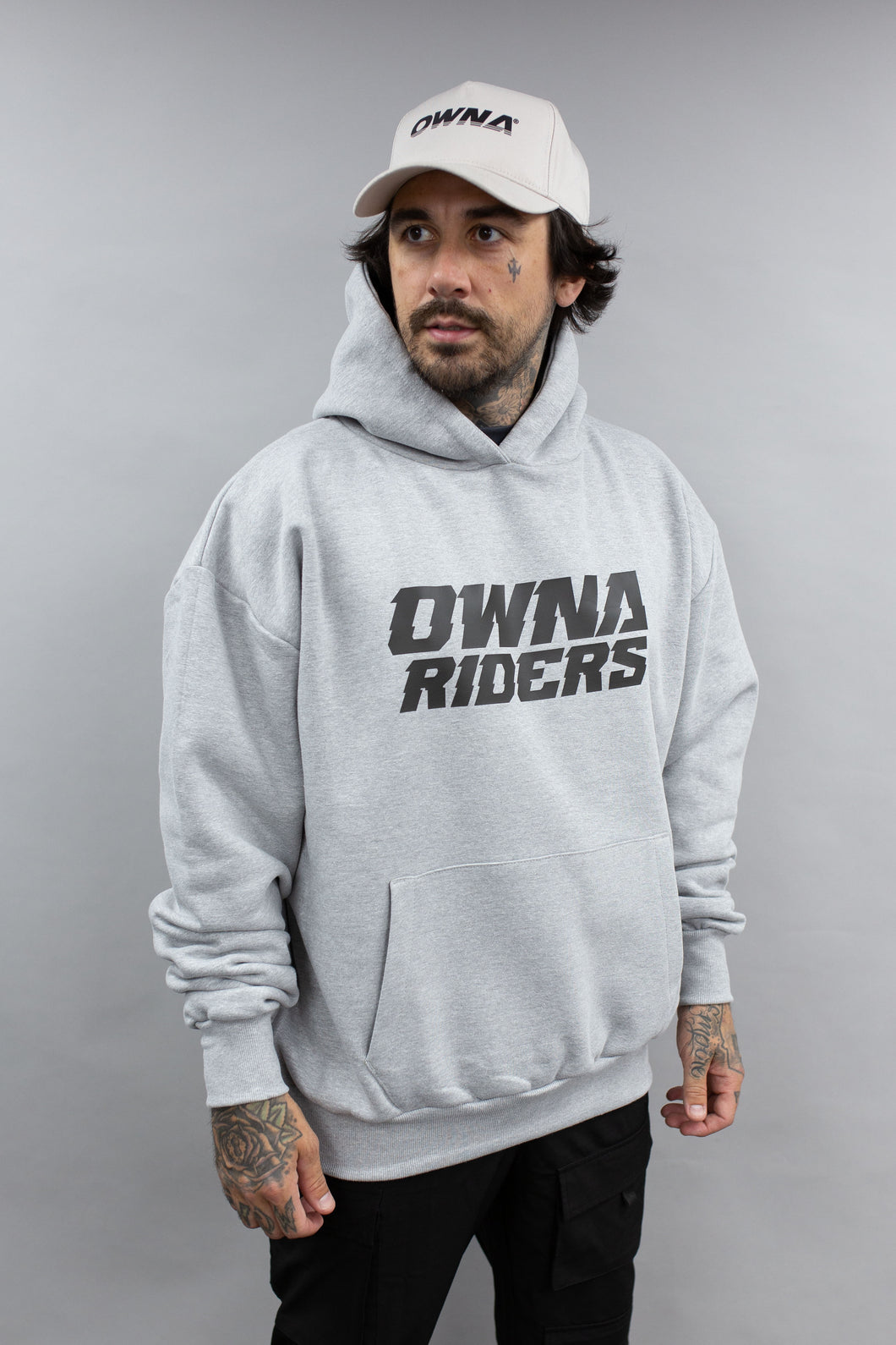 ' OWNA RIDERS ' RELAX FIT HOODIE