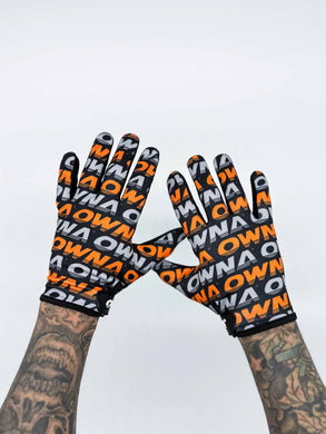 OWNA RIDING GLOVES!